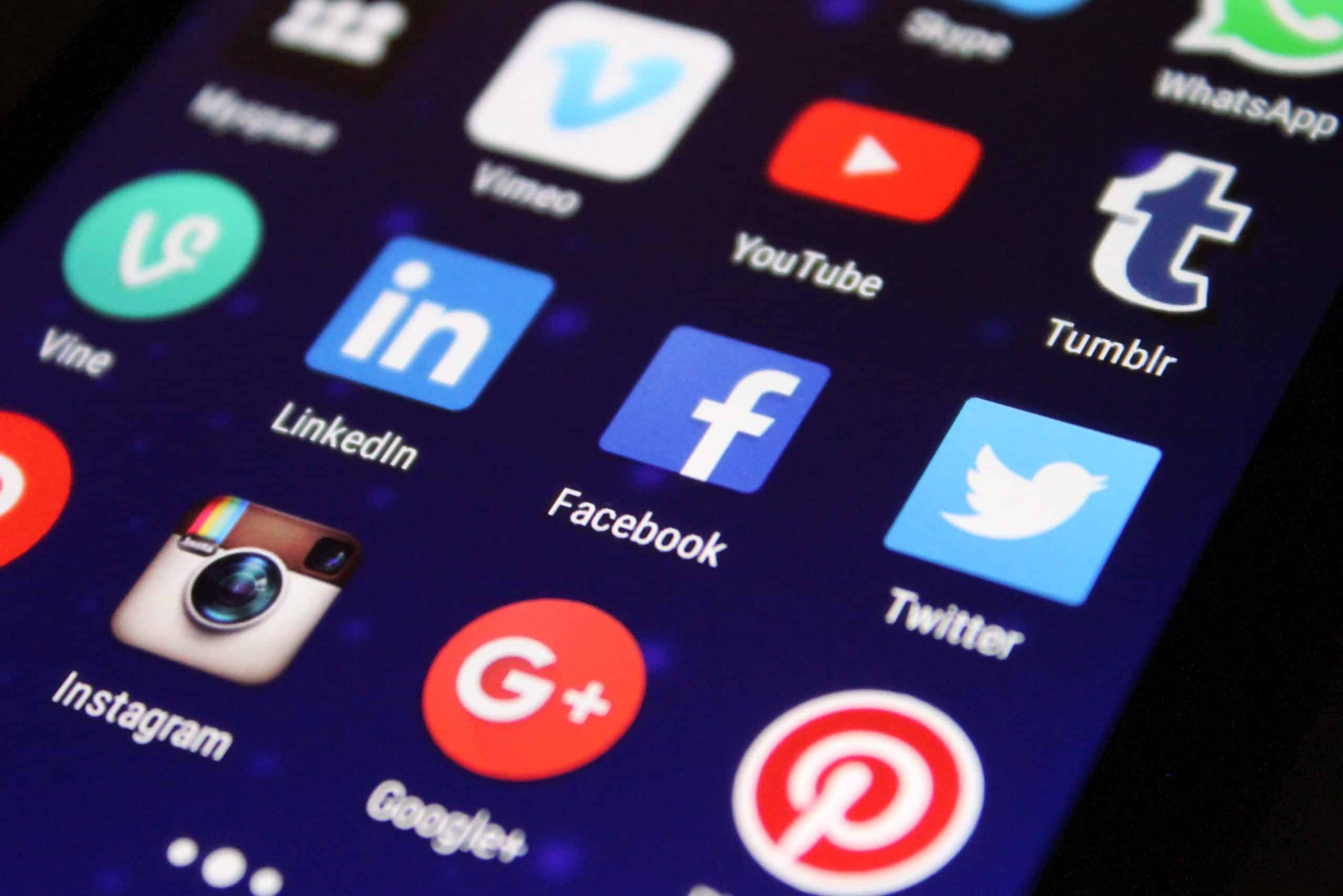 Student Therapists Seek Out Client Information Online